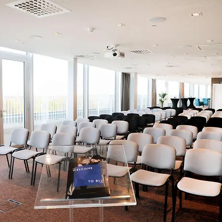 Radisson Blu Hotel, 4* Bruges